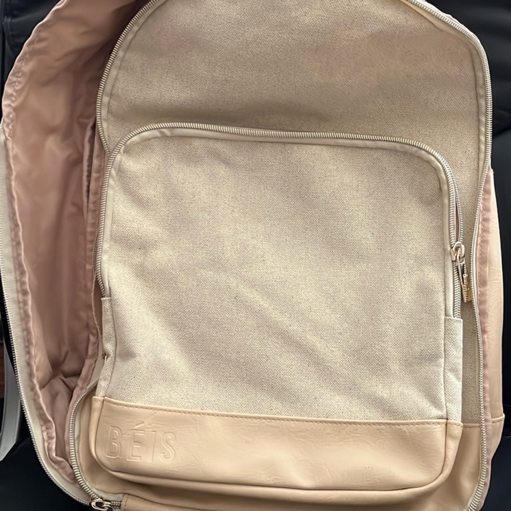 Beis the backpack